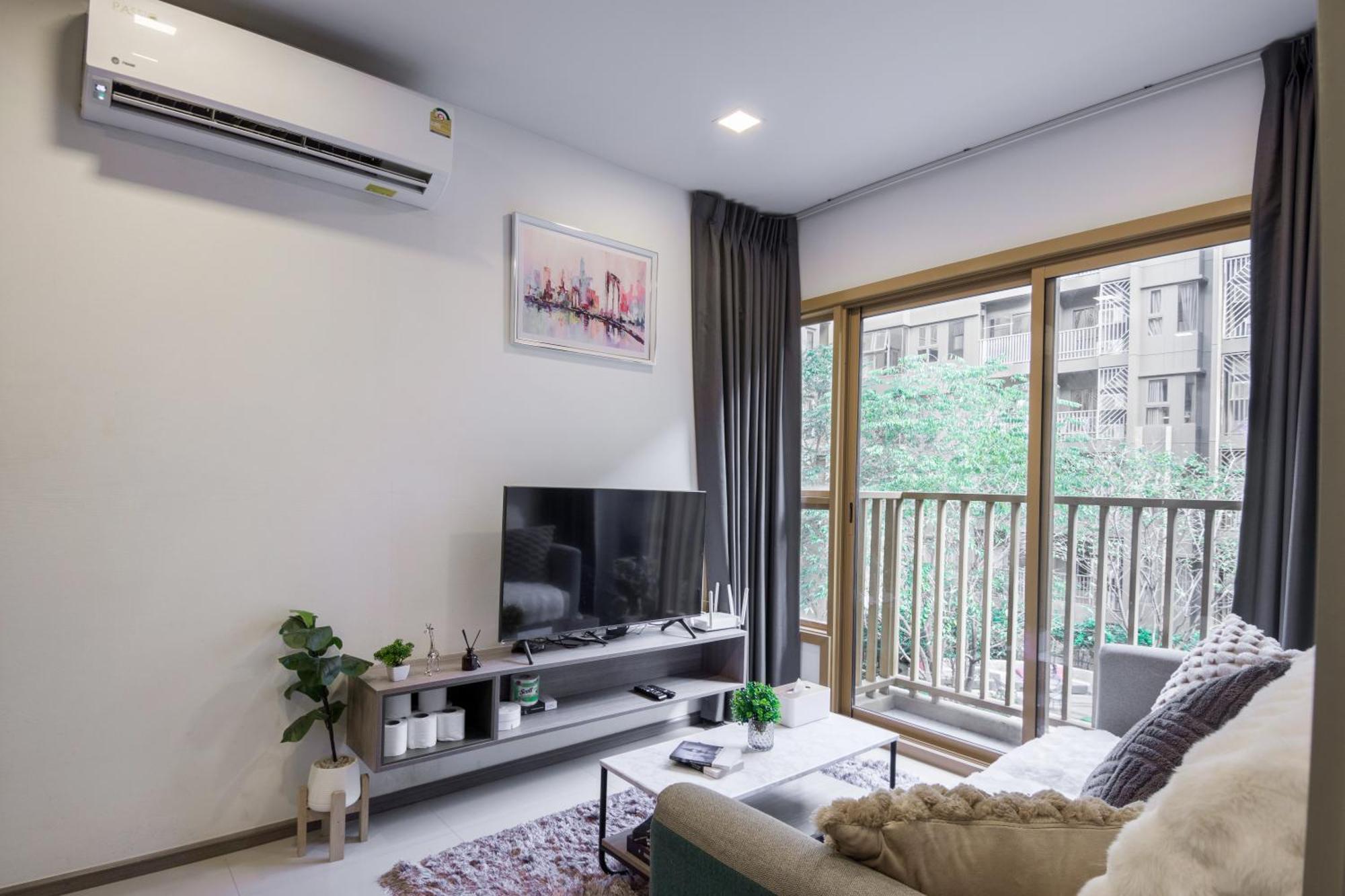 Апартаменты Brissluxe At Bts Onnut Sukumvit 50 Бангкок Экстерьер фото